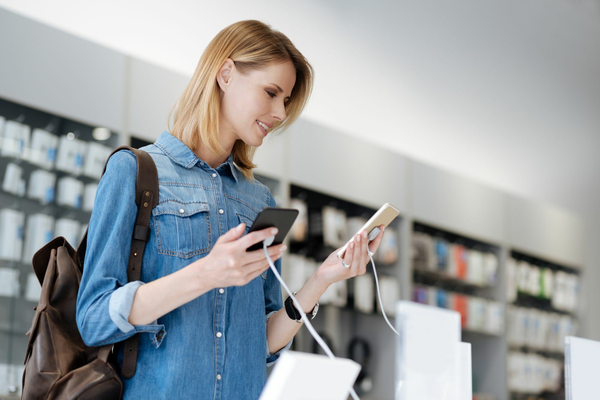 Como consertar a tela quebrada iPhone - iHelpU
