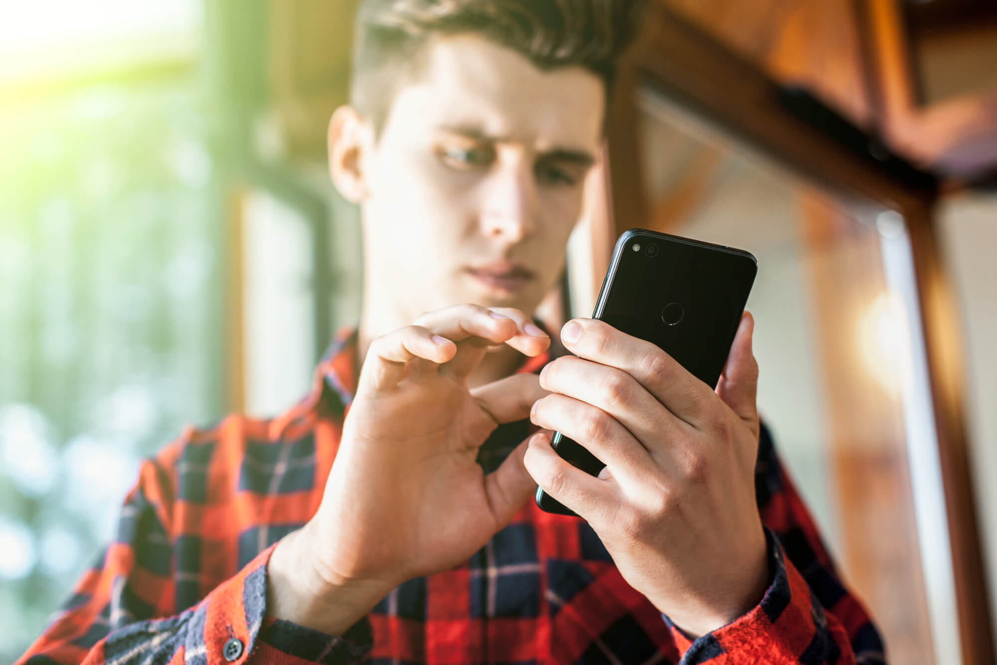 Dicas de como saber que o cabo do iPhone é original - iHelpU